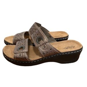 Clarks Women’s 11 Metallic Brown Leather Wedge Slip-On Sandals Comfort